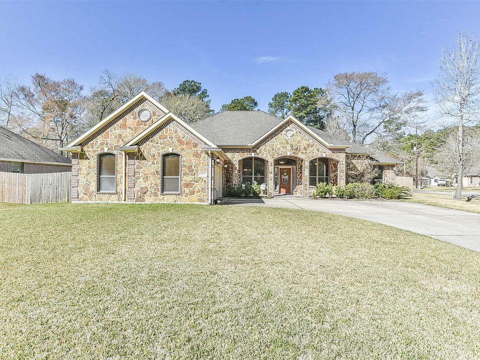1st image of 1023 Monarch Oak Dr