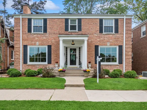 6330 N Indian Rd, Chicago, IL 60646