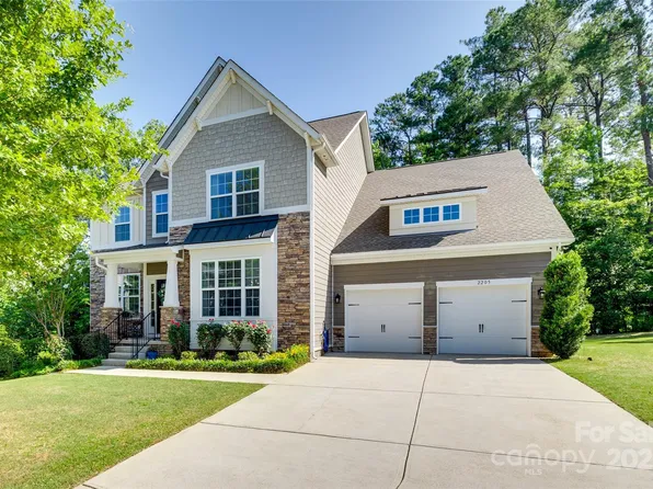 2205 Gallberry Ln, Waxhaw, NC 28173