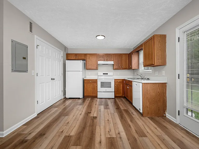 2344 Willowbrook Dr #2344A — Photo 13