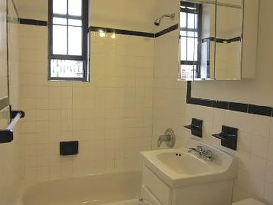 Rented by Corcoran | media 1