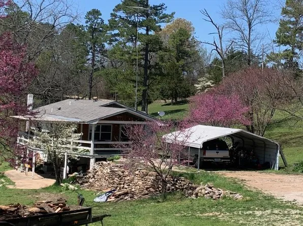 33 Ewe Ln, Yellville, AR 72687