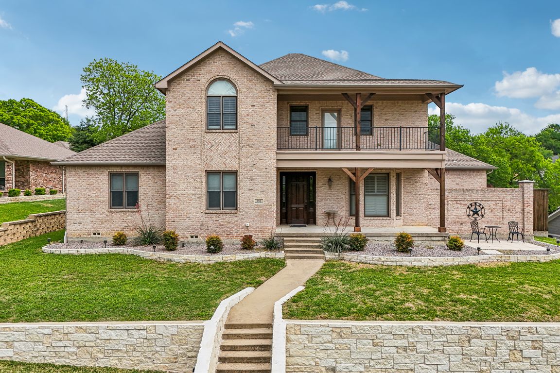 Ridgeview Dr-S1204-053.jpg