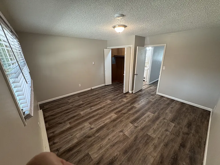 206 E Center St #11 — Photo 9
