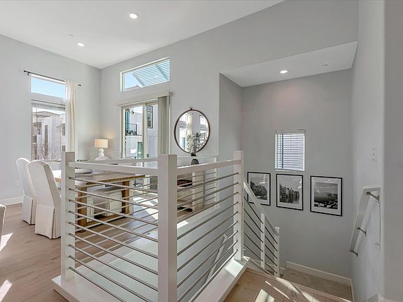 4th image of 3067 Lina Ln #4