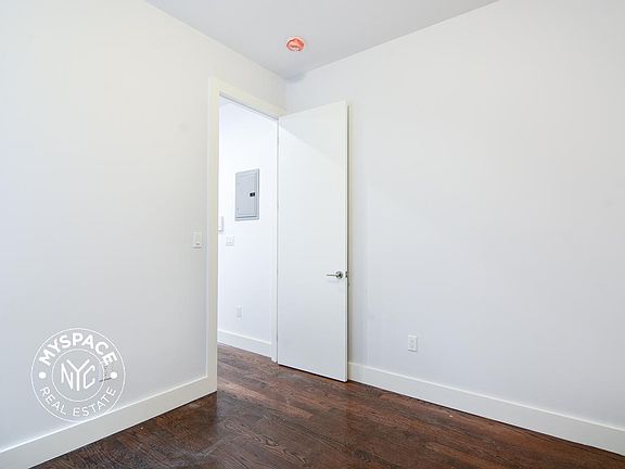 5th image of 573 E 22nd St APT 4B