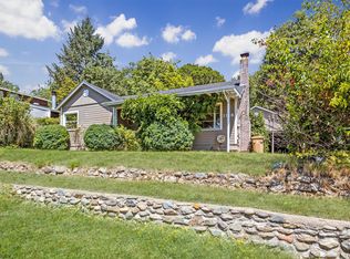 1128 NW Sunset Dr, Grants Pass, OR