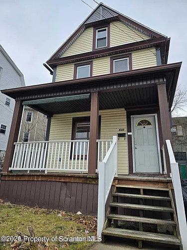 530 Myrtle St Photo 1