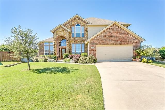 1st image of 732 Stribling Dr