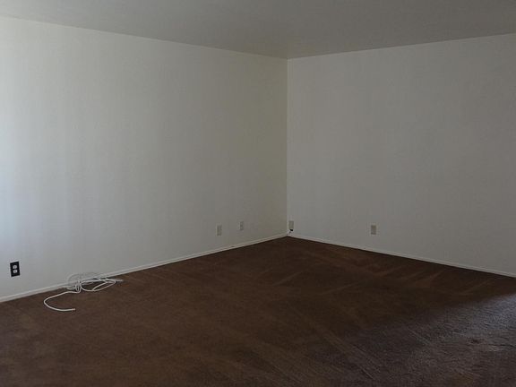 4th image of 120 N Palm Ave APT D