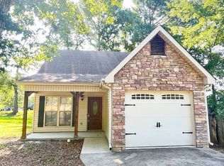 9563 Brook Forest Cir, Helena, AL 35080
