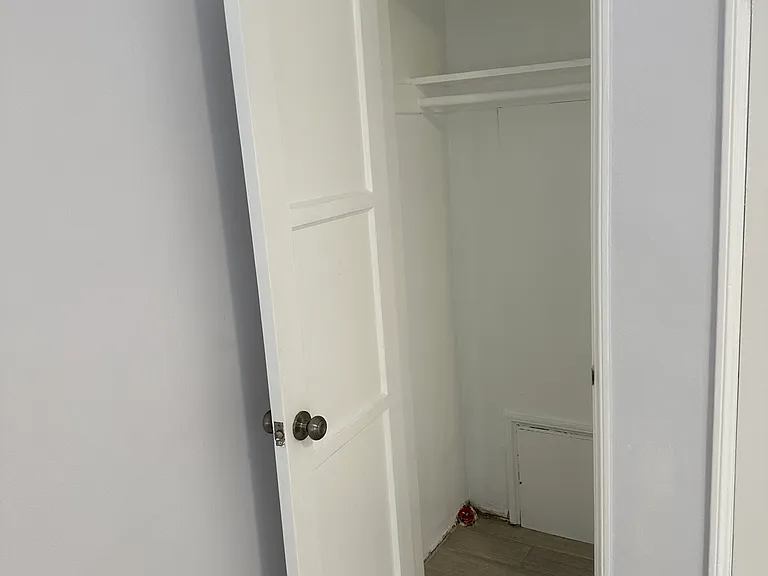 1937 Vista Del Mar St #4 — Photo 8