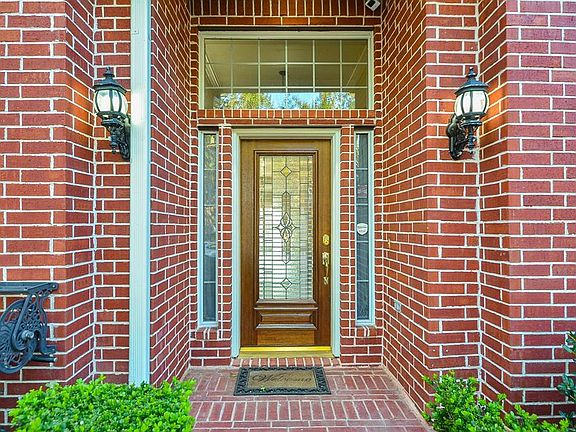 3rd image of 7118 Cranford Ct