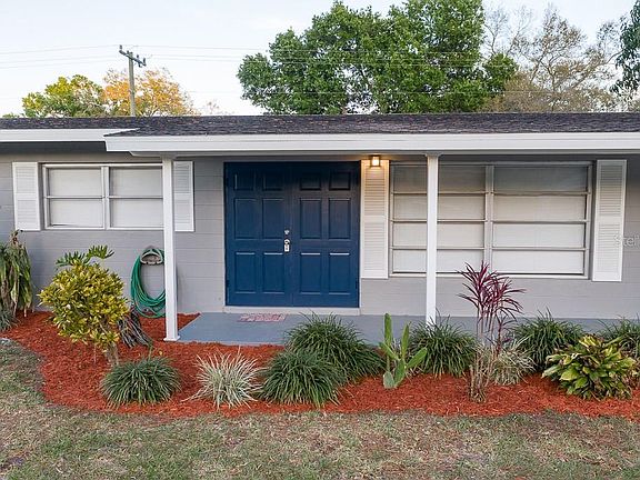 3rd image of 4926 Almanza Ave