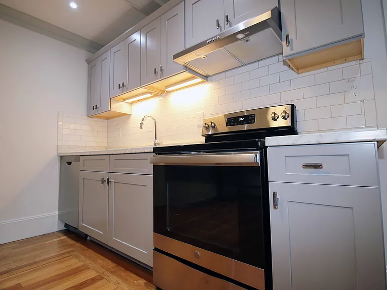 391 Dulude Ave #2 — Photo 31