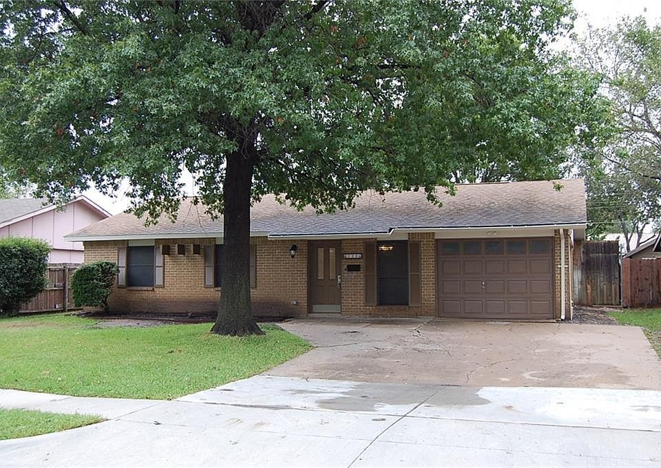 1st image of 126 Westwood Pl