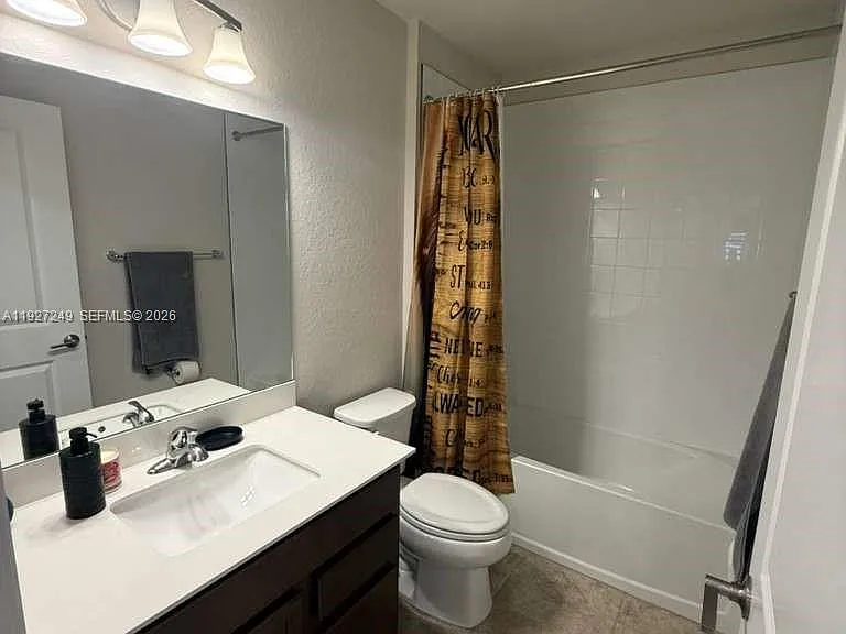 1037 NW 5th St #1037 — Photo 7