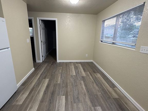 3rd image of 75 E 860 S APT 3