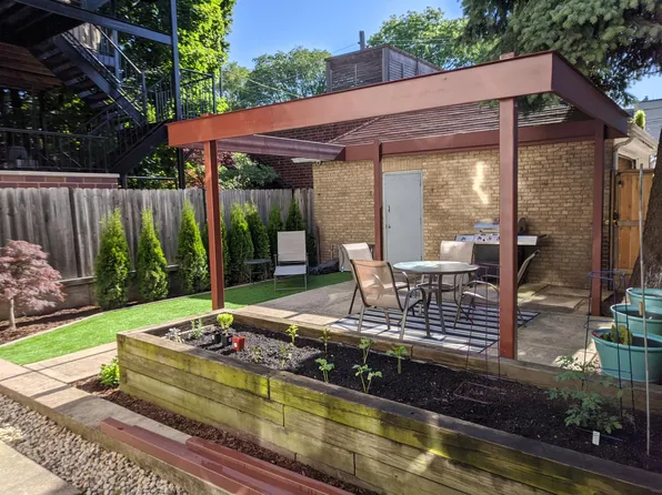 3919 N Greenview Ave APT 2F, Chicago, IL 60613