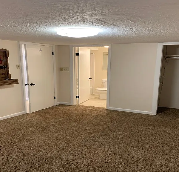 720A Eastside Dr #1 — Photo 7