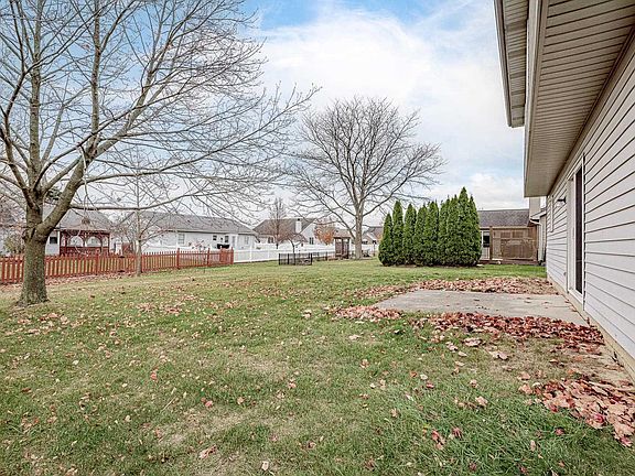 5th image of 8320 Wyckford Pl