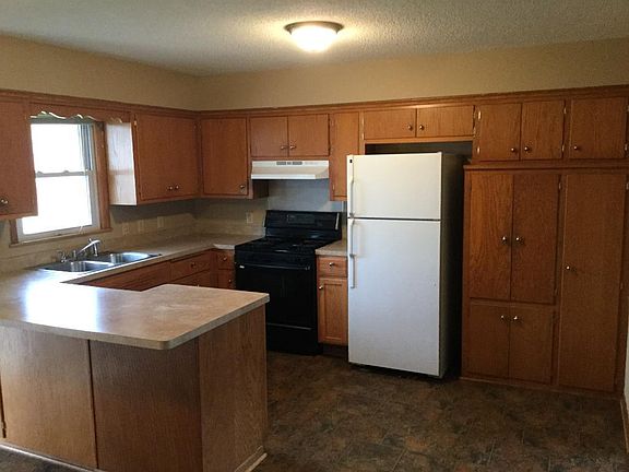 5th image of 4824 71st Ave N