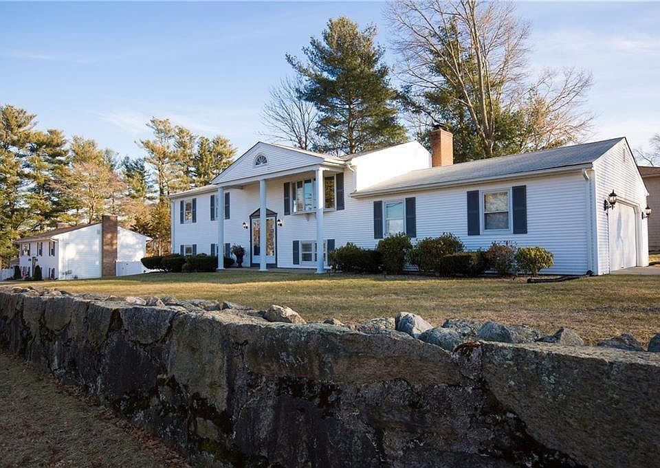 120 Woodside Ave, West Warwick, RI 02893 Zillow