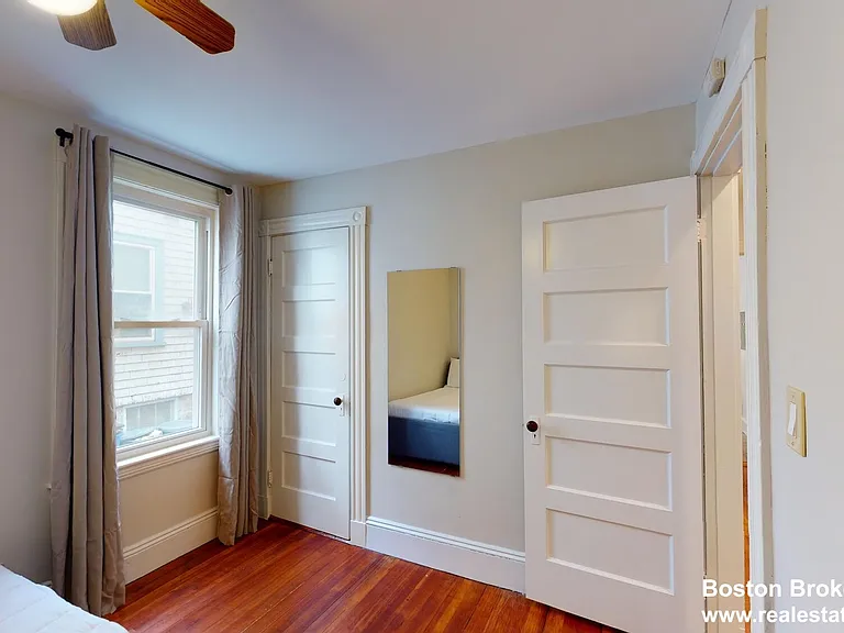 30 Roseclair St #1 — Photo 5