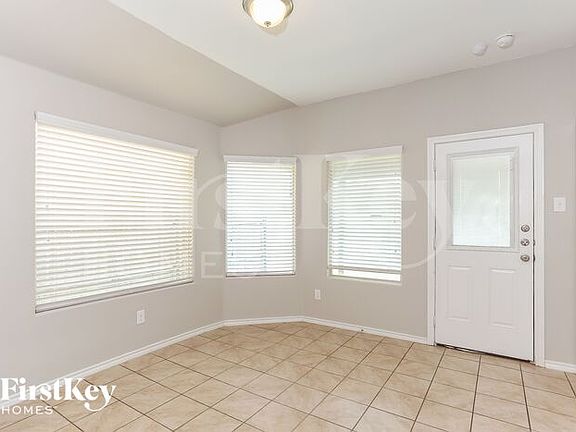 4th image of 2629 Swift Creek Dr