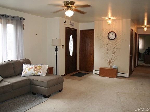 4th image of 2713 3rd Ave W