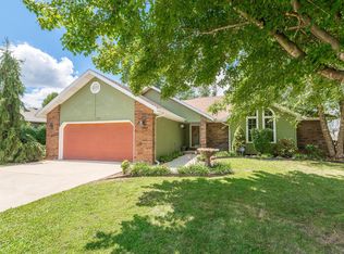 203 N Marie St, Nixa, MO 65714