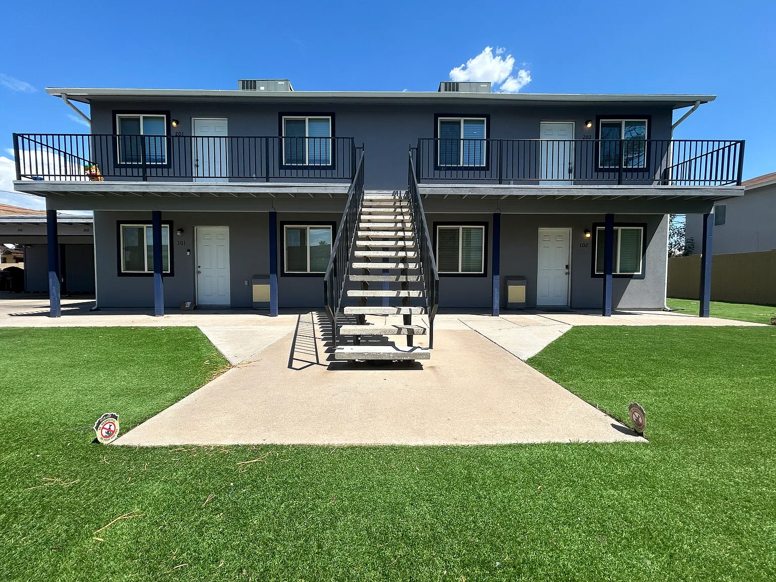 2 bed, 1.0 bath, 720 sqft, $1,295 — Photo 3