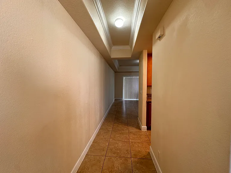 325 NE 23rd Ave #24 — Photo 6