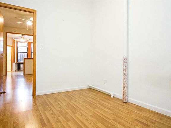 1912_Bleecker_st._1R_(4_of_16)