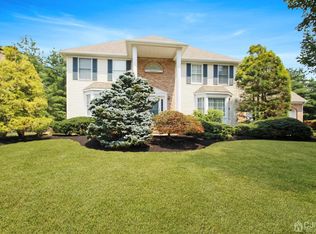 9 Jason Dr, East Brunswick, NJ 08816