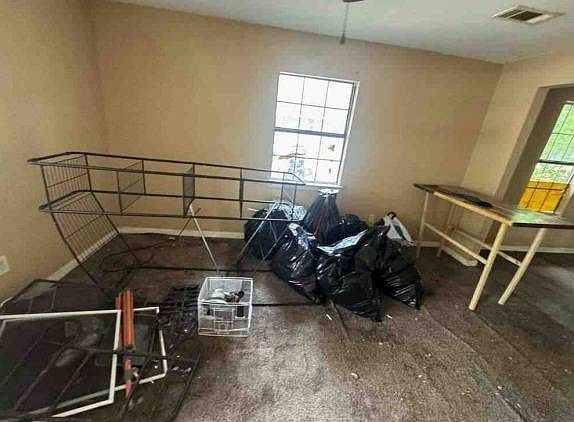 2nd image of 1823 Bishop St