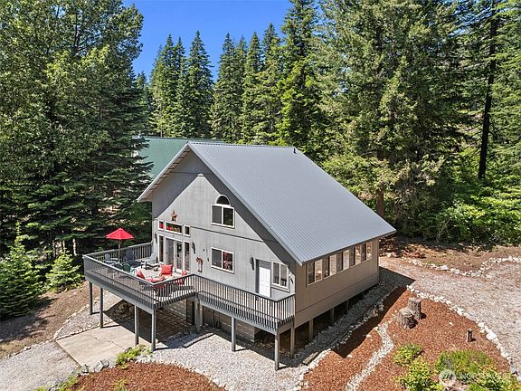 2nd image of 18044 Nason Ridge Road