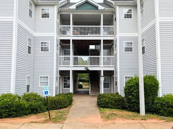 2011 Wolfmill Dr APT 203, Raleigh, NC 27603