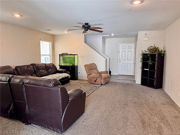 5th image of 79 Lockheed Ave