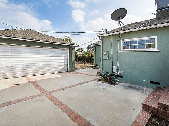 4th image of 6448 Sunnyslope Ave