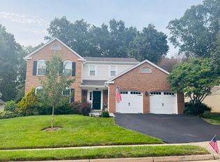 12010 Sugarland Valley Dr, Herndon, VA 20170