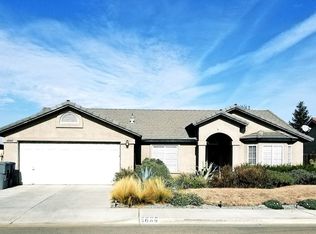 3085 Plumas St, Madera, CA 93637