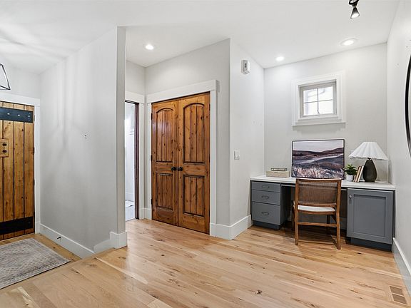 3rd image of 13231 N Dechambeau Way