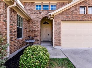 240 Wells Bnd, Hutto, TX 78634