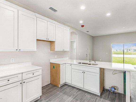 3rd image of 4329 Lago Vista Dr