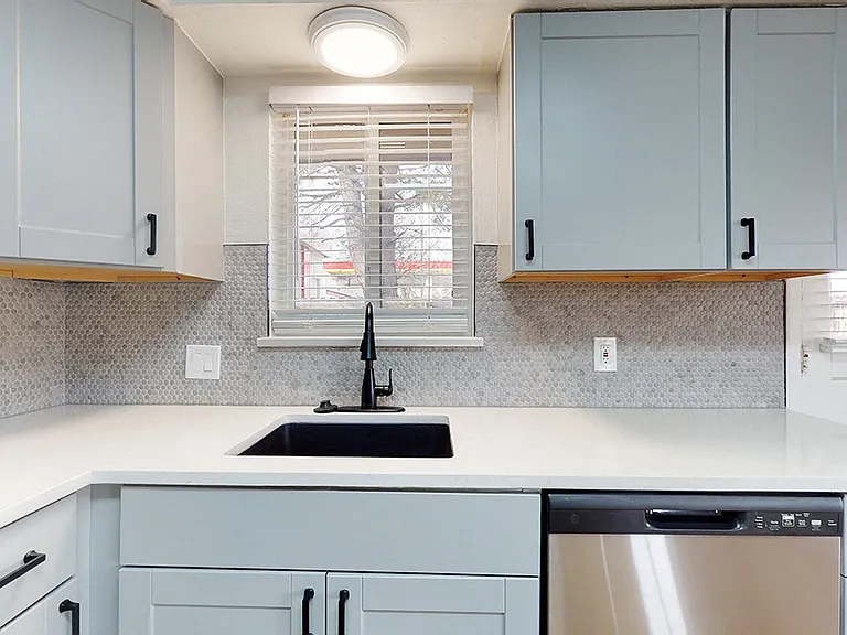 Aspen Terrace Apartments — Photo 21