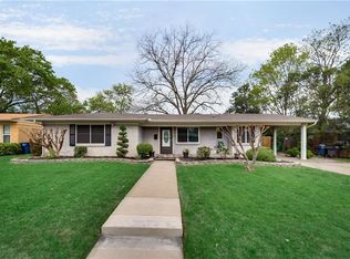 3812 W Spurgeon St, Fort Worth, TX 76133
