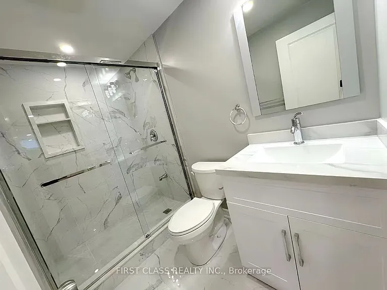 1353 Myron Dr #LOWER — Photo 37