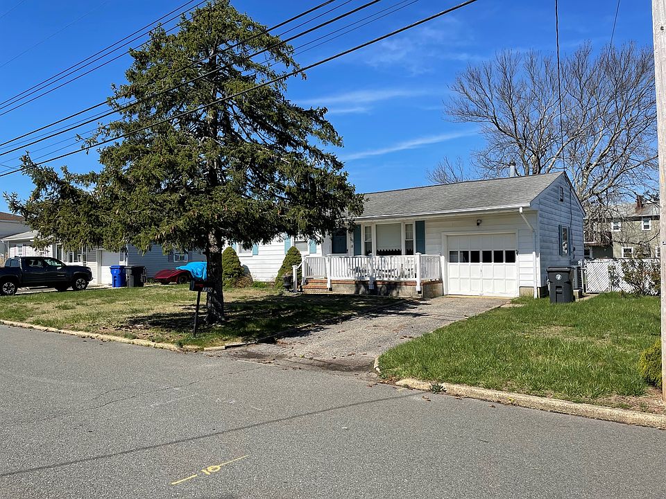 2nd image of 780 Bermuda Dr