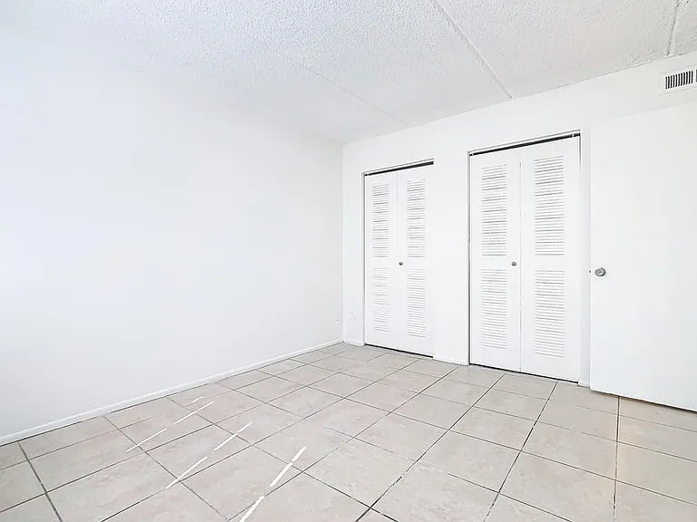 714 Michigan Ct #1 — Photo 4